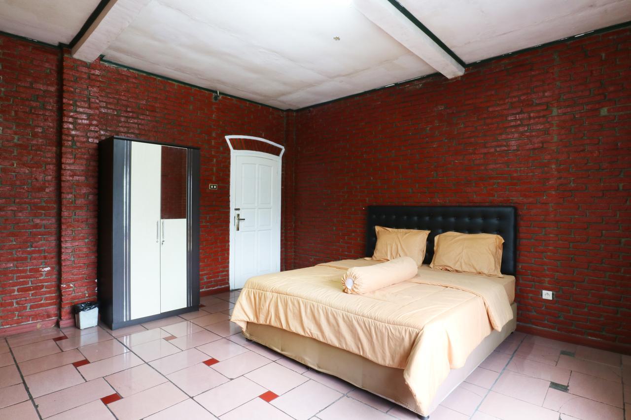Villa Madani Paragajen Exterior foto