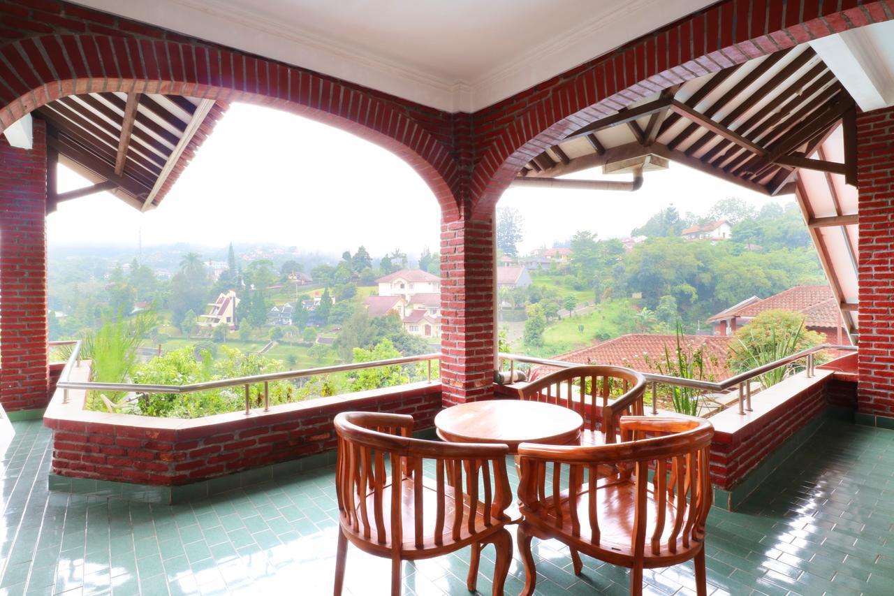 Villa Madani Paragajen Exterior foto