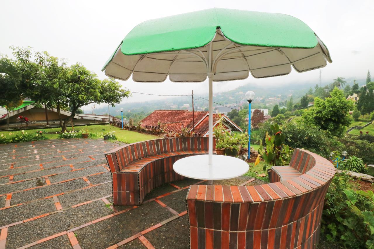 Villa Madani Paragajen Exterior foto