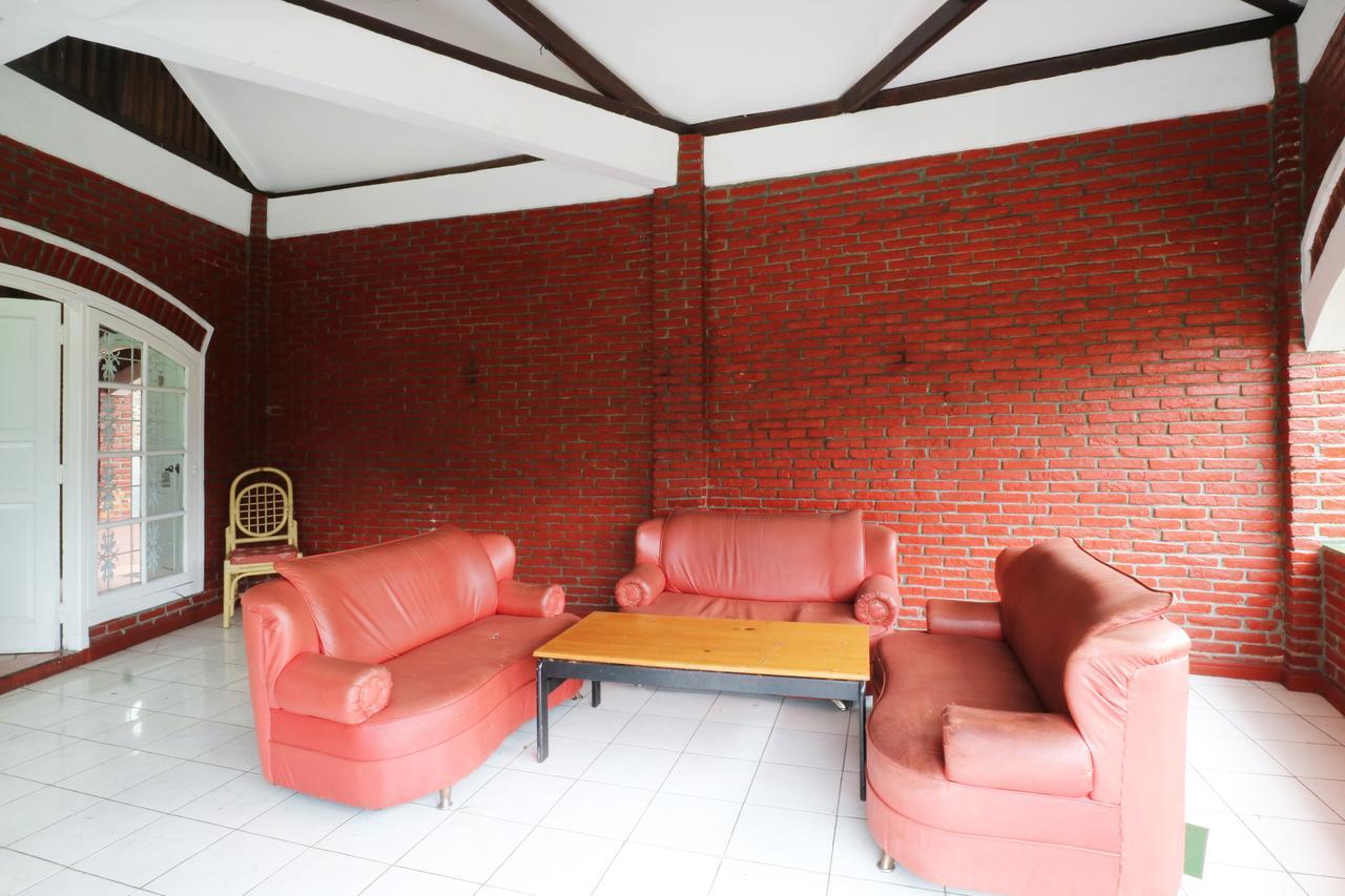 Villa Madani Paragajen Exterior foto