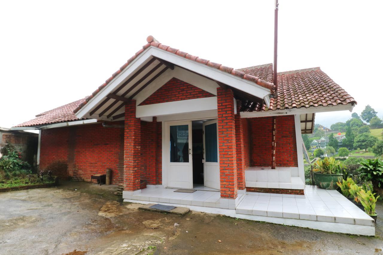 Villa Madani Paragajen Exterior foto